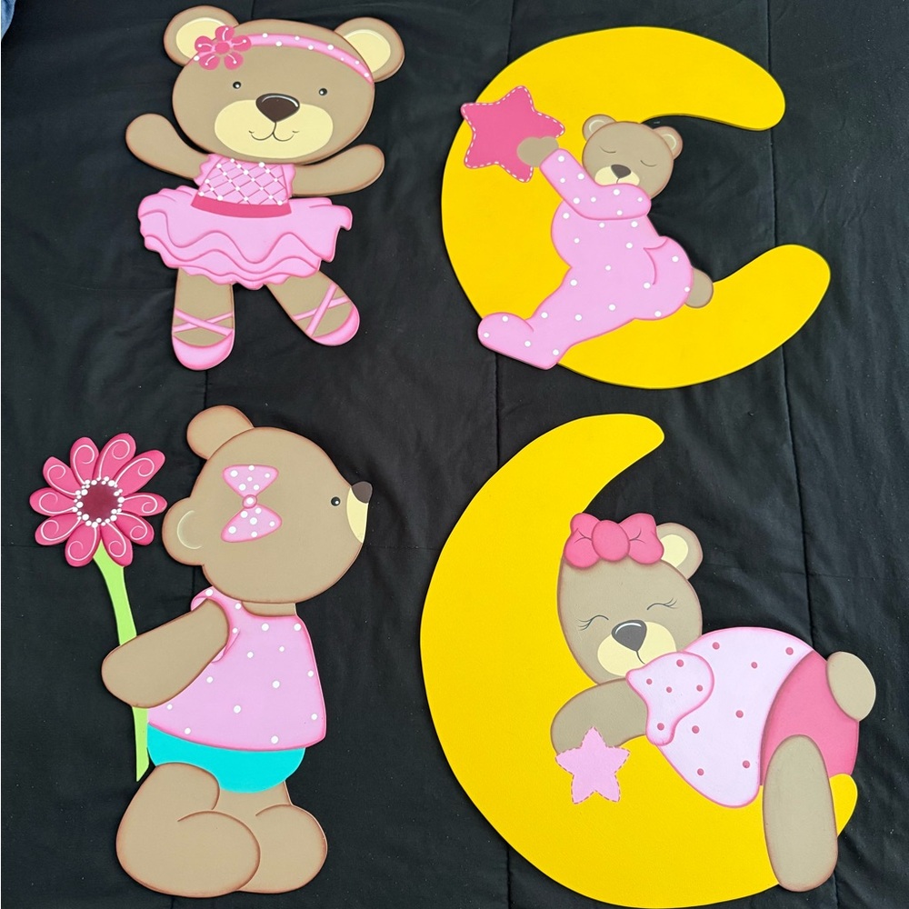 Cute Wooden Bear Wall Decor Set of 4 in Pink and Yellow